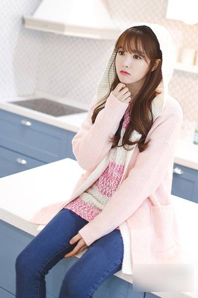 韩版长款毛衣搭配 这个季节就该怎么穿