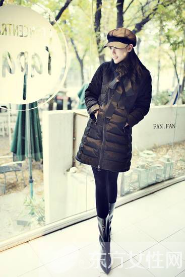 经典黑冬装外套搭配技巧 时髦穿法让你气场十足