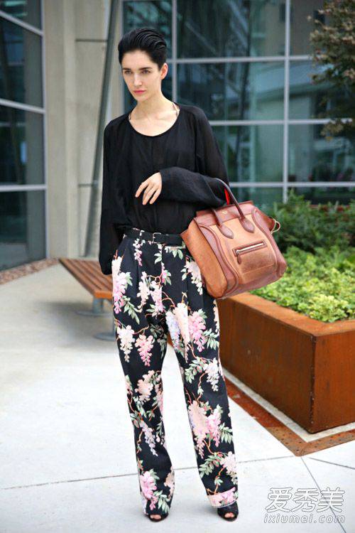 春季印花单品推荐 这么搭配不美都不行