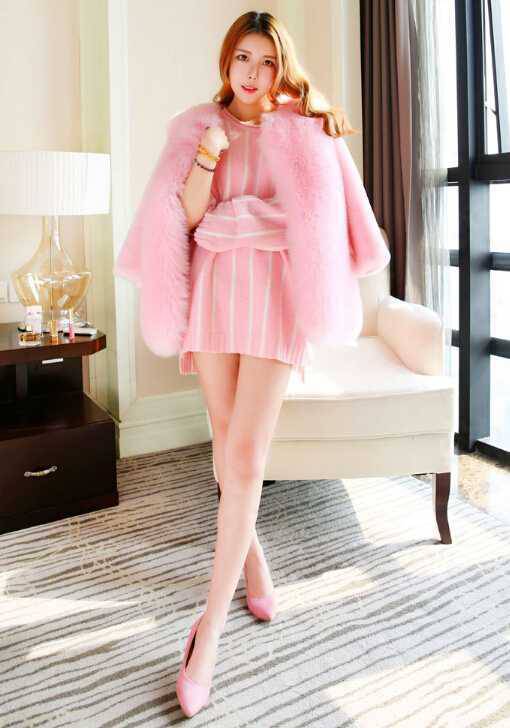 时尚百搭条纹毛衣 打造清新甜美范