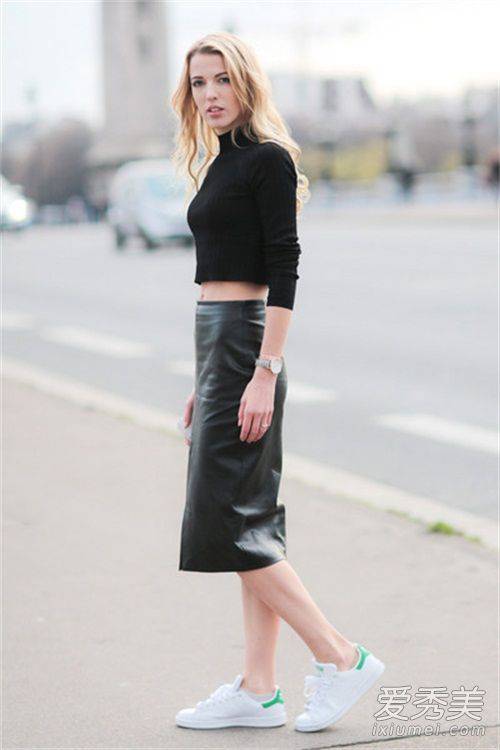 白球鞋搭配圣经 你应该拥有一双