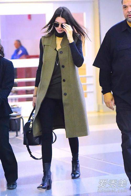 军绿色外套怎么搭配 欧美嫩模都这么穿