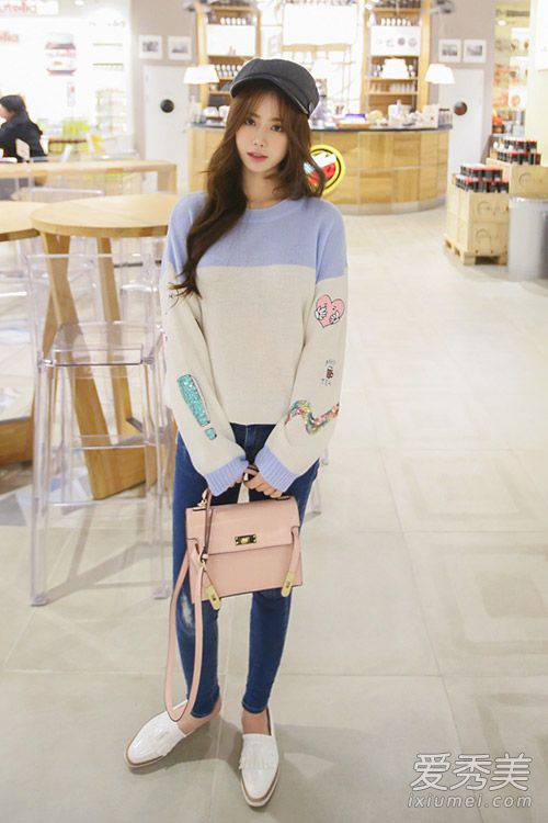 韩国早春街拍 冰淇淋色毛衣美哭你