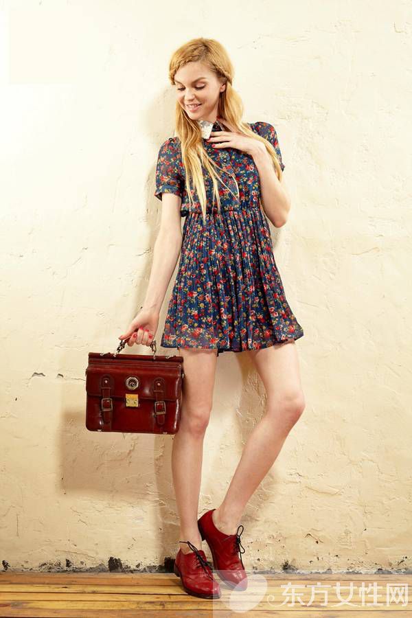 雪纺碎花裙这么搭最时髦 唯美优雅不失女人味