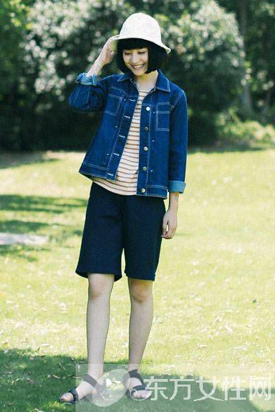 显嫩学院风搭配技巧 让你立马年轻五岁