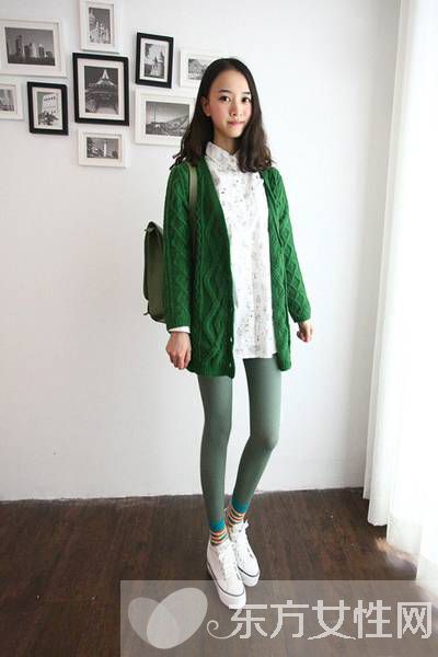 长款毛衣外套+打底裤 让你显瘦又显高