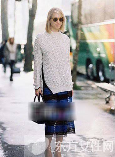 韩版毛衣搭配半身裙 搭配起来居然可以这么美