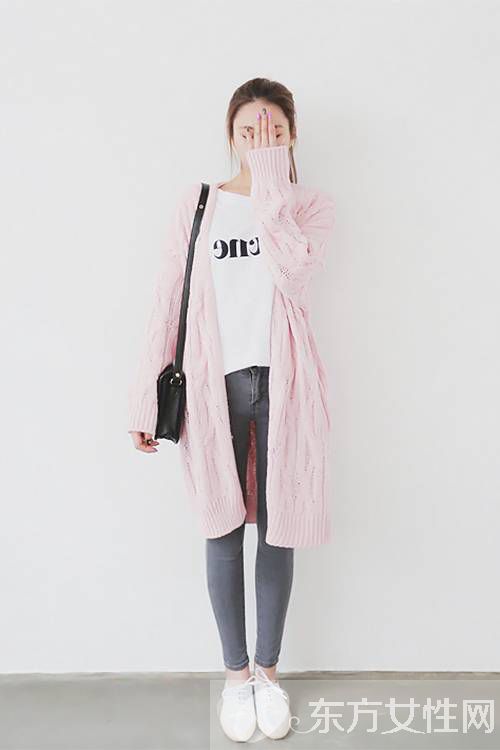 韩版长款针织开衫搭配 搭对了秒变韩系萌妹