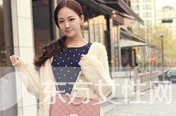 韩版宽松毛衣搭配法 搭对了显瘦身材随便show