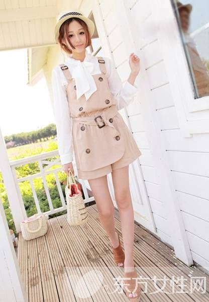 夏日女生流行时装搭配 引领你进入潮流时尚