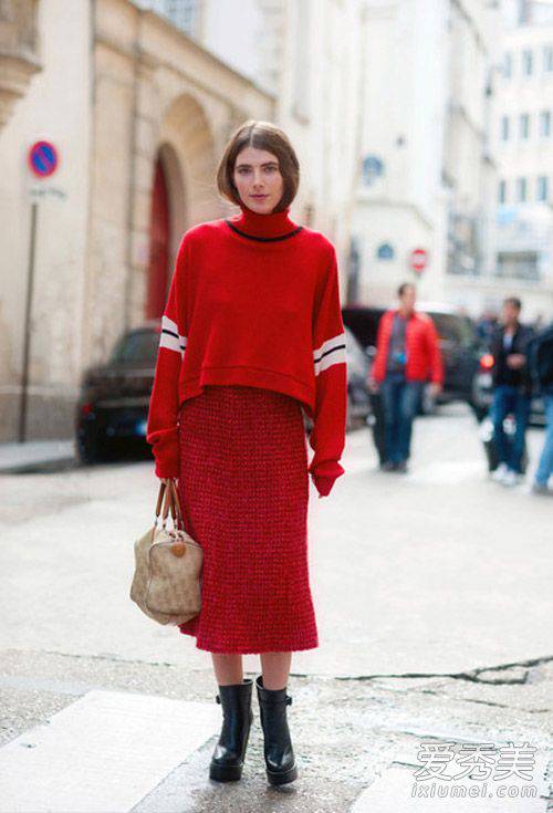 早春最佳CP穿搭 毛衣配裙子就是这么美