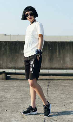 白色短袖t恤搭配图片示范 就要这个味