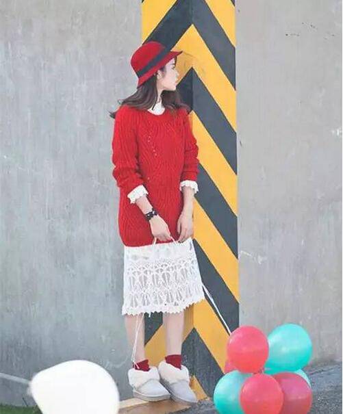 大红毛衣搭配推荐 怎么搭都是美美的