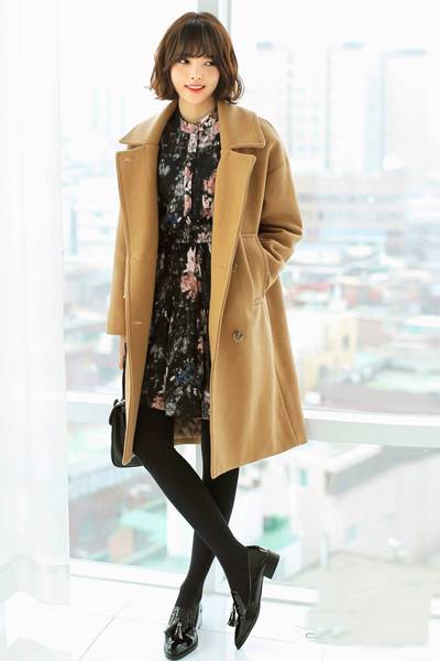 连衣裙如何搭配外套 冬季最美的搭配推荐