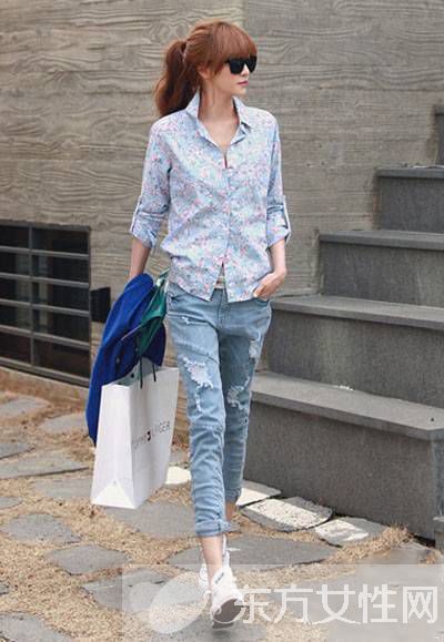 胖MM显瘦搭配推荐 T恤搭配小脚裤就是怎么美