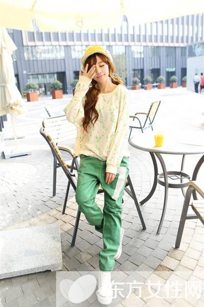 冬季卫衣怎么搭配才有型 跟着达人一起学习时髦穿搭术吧