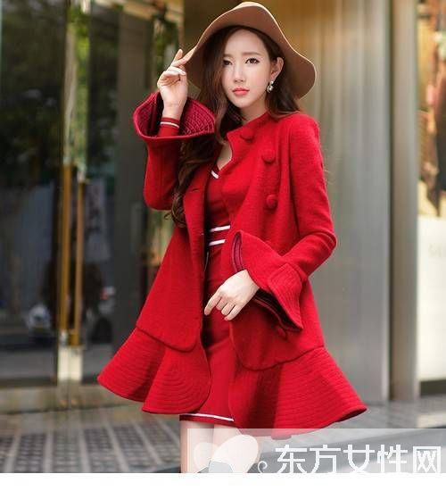 荷叶边裙摆连衣裙 尽显完美S型曲线