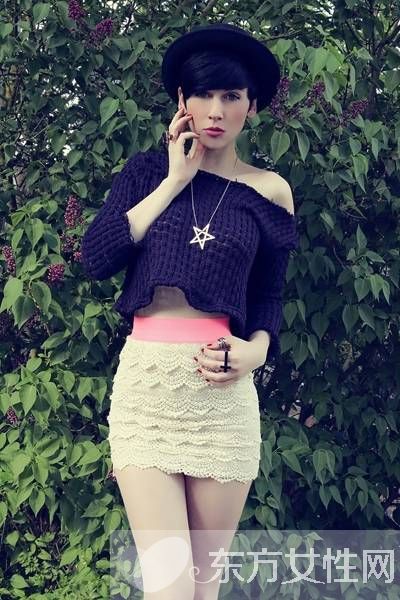 夏日女生流行时装搭配 引领你进入潮流时尚