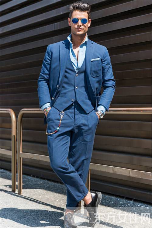 男士时尚西装搭配经 瞬间俘获万千少女心