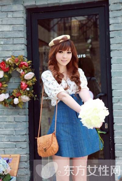 胖MM必学牛仔半裙搭配经 打造随性时尚感