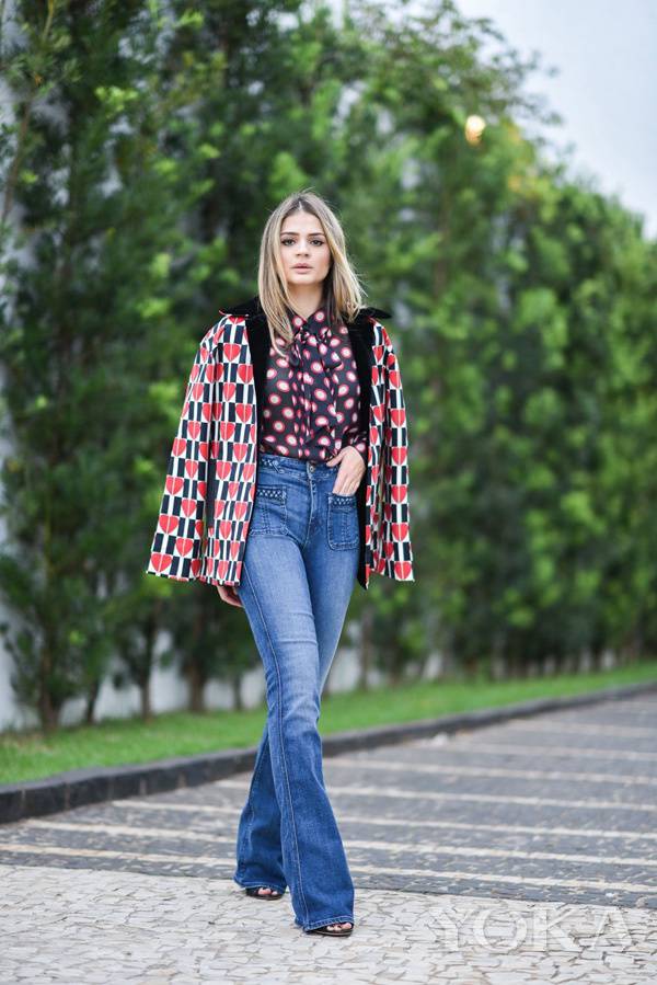 跟着她们学春夏搭配技能 秒变潮流达人