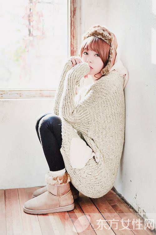 韩版长款针织开衫搭配 搭对了秒变韩系萌妹
