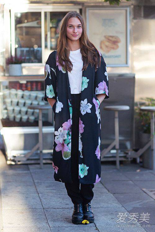 春季印花单品推荐 这么搭配不美都不行