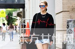 卫衣配什么裤子好看 N种搭配技巧搭出你的时尚花样