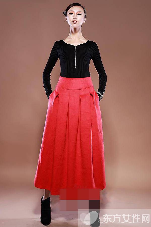 红裙子搭配什么外套好看 时下最潮的搭配方法推荐