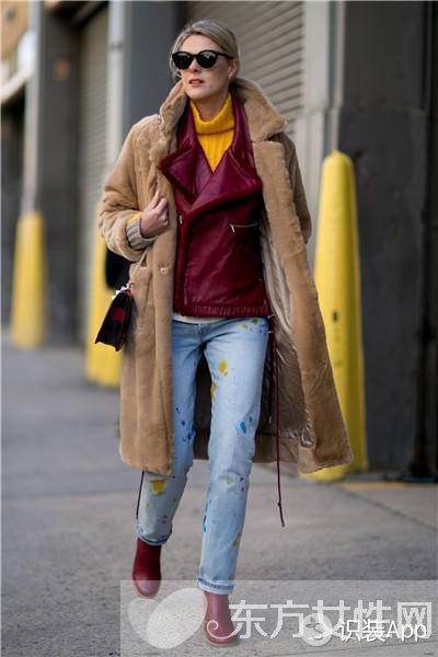 谁说时尚的人儿不怕冷 快看她们的两层外套穿搭法