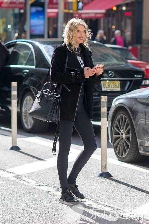 25张街拍告诉你 这么穿才能帅满整个秋冬