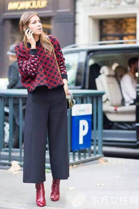 冬季粗跟短靴怎么搭 从他们身上学点搭配灵感