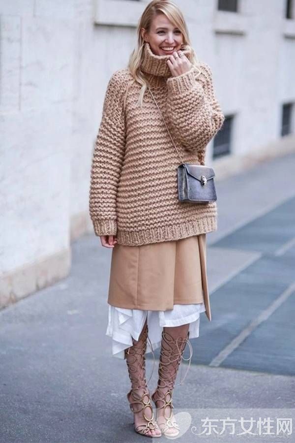 单色也一样美 look这些时尚穿搭街拍合辑