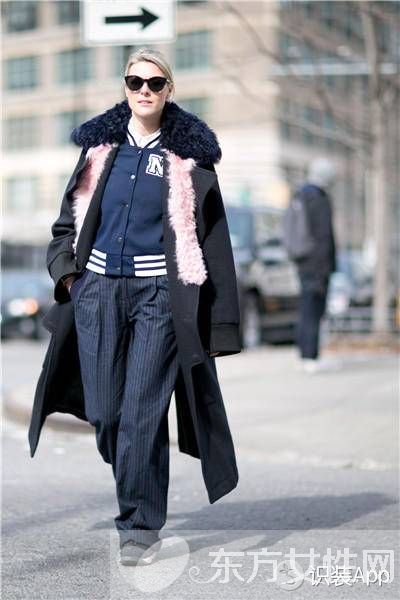 谁说时尚的人儿不怕冷 快看她们的两层外套穿搭法