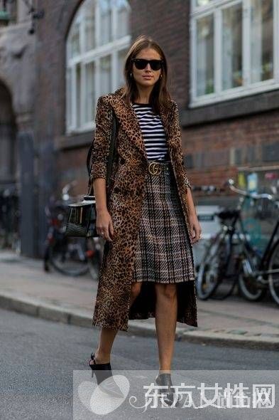 看名模潮人如何演绎豹纹时尚穿搭术