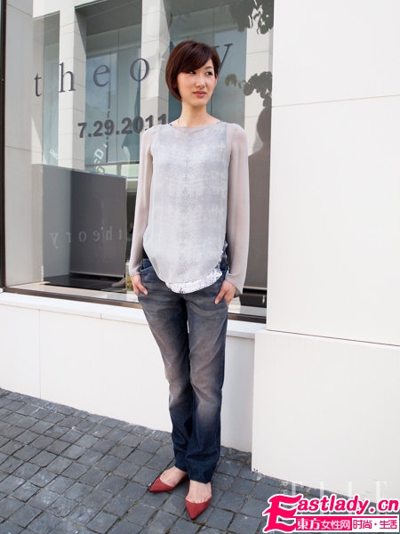 日本街拍 看日本潮女如何穿出个性牛仔裤