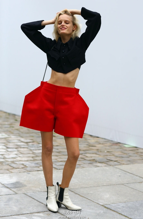 2013年2月初看欧美时尚达人如何春装搭配