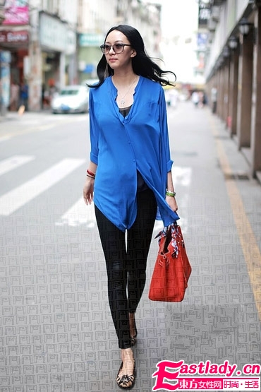 2011厦门潮女街拍 欧美风路线让人目不暇接