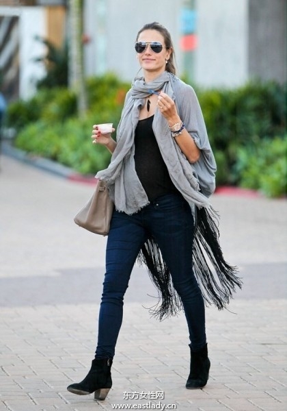 欧美街头明星们混搭出行彰显个性生活