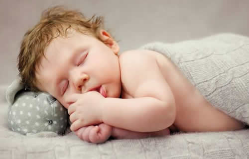 七个月的宝宝发育标准 如何辨别宝宝发育正常