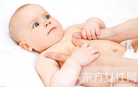 攒肚是什么意思 宝宝攒肚正常吗