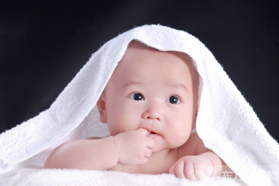 安抚奶嘴的利与弊 使用安抚奶嘴的注意事项