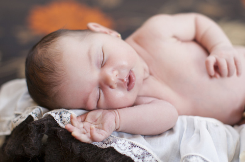 新生儿黄疸多久能退 宝宝黄疸该如何护理治疗