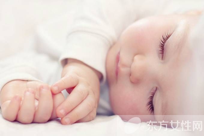 婴儿受到惊吓怎么办 宝宝受惊的常见原因