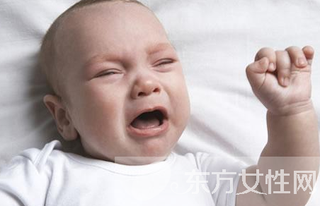 婴儿吃奶量是指什么 如何判断奶量够不够