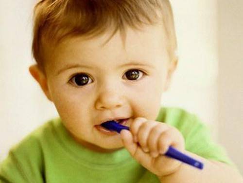 宝宝长牙顺序很关键 家长千万别错过