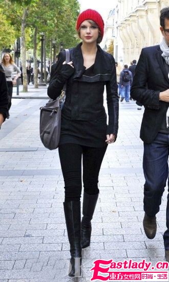 女星增高有秘诀 街头吸睛靠长靴
