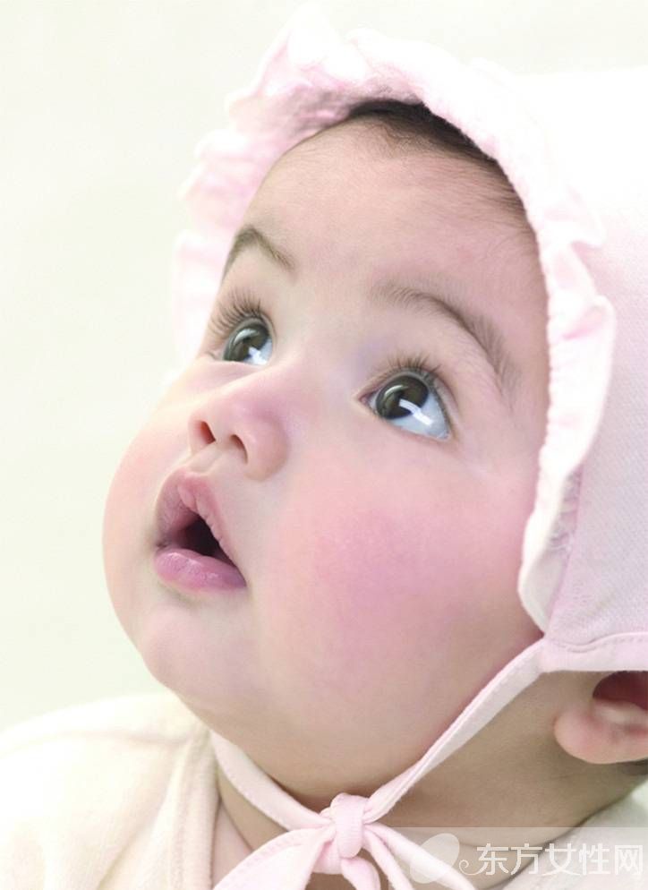 婴儿什么时候用枕头 怎样选择婴儿枕头