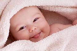 教你如何新生儿脐带护理 三大原则需牢记