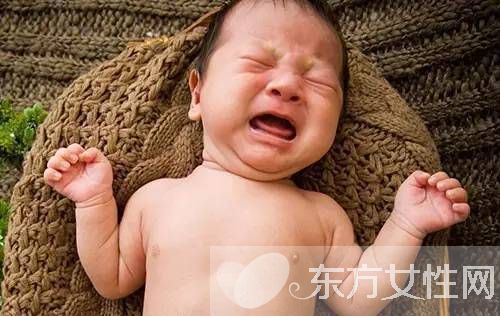 婴儿什么时候用枕头 怎样选择婴儿枕头